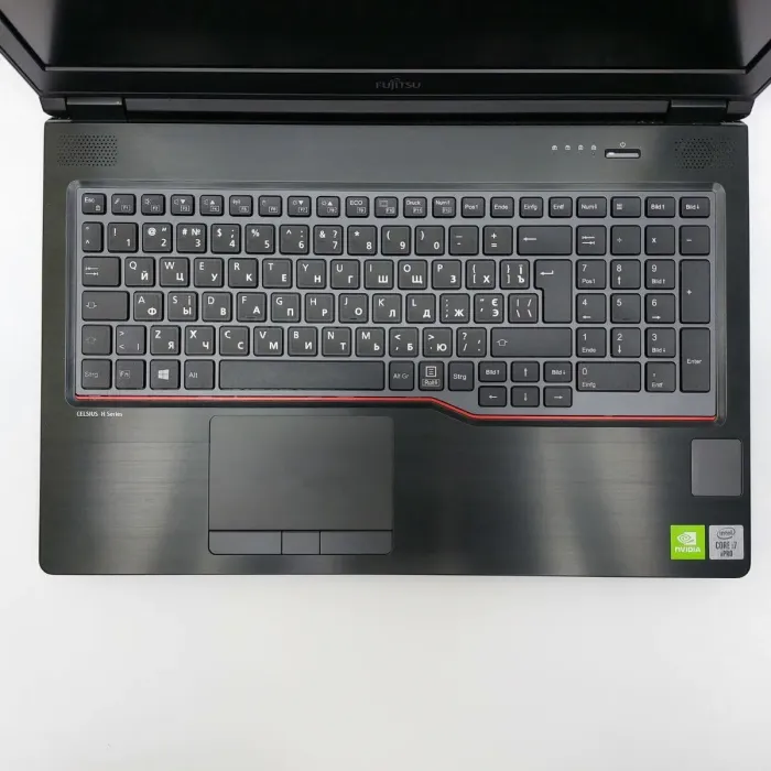 Мобільна робоча станція Fujitsu Celsius H7510 / 15.6" (1920x1080) IPS / Intel Core i7-10850H (6 (12) ядер по 2.7 - 5.1 GHz) / 32 GB DDR4 / 512 GB SSD M.2 / nVidia Quadro T1000, 4 GB GDDR6, 128-bit / WebCam б/в - зображення 7