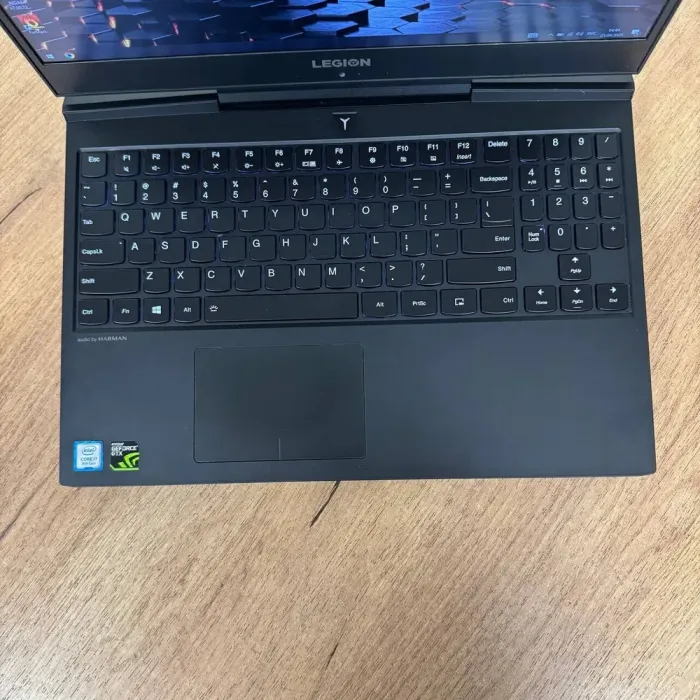 Ігровий ноутбук Lenovo Legion Y7000P-1060 / 15.6" (1920x1080) IPS / Intel Core i7-8750H (6 (12) ядер по 2.2 - 4.1 GHz) / 16 GB DDR4 / 128 GB SSD M.2 + 1000 GB HDD / nVidia GeForce GTX 1060, 6 GB GDDR5, 192-bit / WebCam б/в - зображення 7