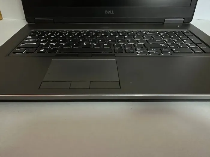 Мобільна робоча станція Dell Precision 7740 / 17.3" (1920x1080) IPS / Intel Core i7-9850H (6 (12) ядер по 2.6 - 4.6 GHz) / 32 GB DDR4 / 512 GB SSD / nVidia Quadro RTX 3000, 6 GB GDDR6, 192-bit / WebCam / Win 11 Pro б/в - зображення 6