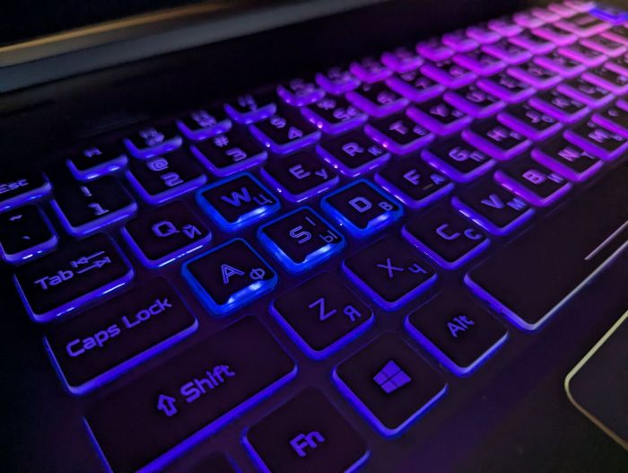 Ігровий ноутбук Acer Predator PT 515-51 / 15.6" (1920x1080) IPS / Intel Core i7-8750H (6 (12) ядер по 2.2 - 4.1 GHz) / 16 GB DDR4 / 512 GB SSD / nVidia GeForce RTX 2060, 6 GB GDDR6, 192-bit / WebCam / Windows 10 б/в - зображення 7