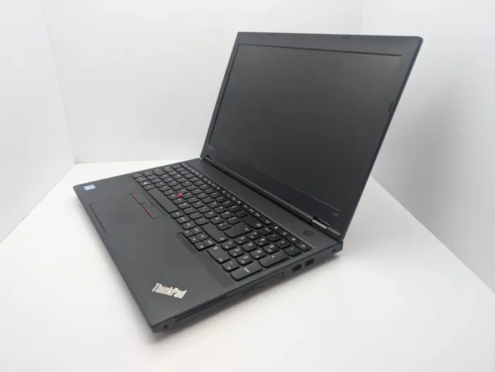 Ноутбук Lenovo ThinkPad L560 / 15.6" (1366x768) TN / Intel Core i5-6300U (2 (4) ядра по 2.4 - 3.0 GHz) / 6 GB DDR3 / 128 GB SSD / Intel HD Graphics 520 / WebCam б/в - зображення 4