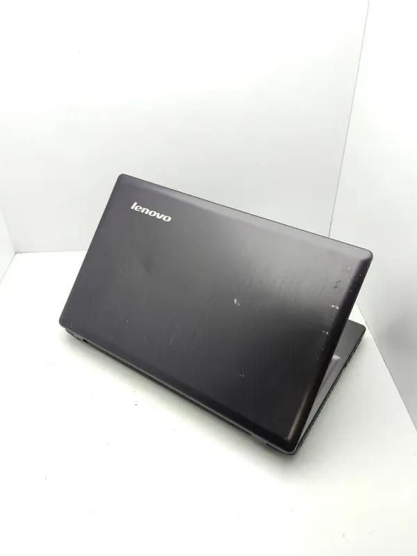 Ноутбук Lenovo Z580 / 15" (1366x768) TN / Intel Core i3-3110M (2 (4) ядра по 2.4 GHz) / 6 GB DDR3 / 640 GB HDD / nVidia GeForce GT 630, 1 GB DDR3, 128-bit / WebCam б/в - зображення 7