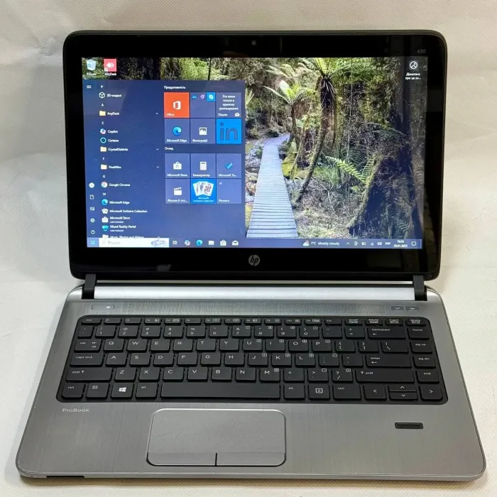 Ноутбук HP ProBook 430 G2 / 13.3" (1366x768) TN / Intel Core i5-5200U (2 (4) ядра по 2.2 - 2.7 GHz) / 8 GB DDR3 / 250 GB SSD / Intel HD Graphics 5500 / WebCam б/в - зображення 2