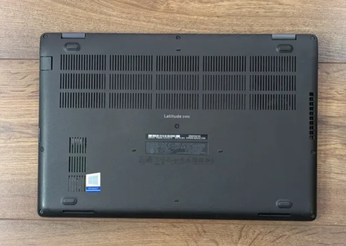 Ультрабук Dell Latitude 5400 / 14" (1920x1080) TN / Intel Core i7-8665U (4 (8) ядра по 1.9 - 4.8 GHz) / 8 GB DDR4 / 500 GB SSD / Intel UHD Graphics / WebCam б/в - зображення 7