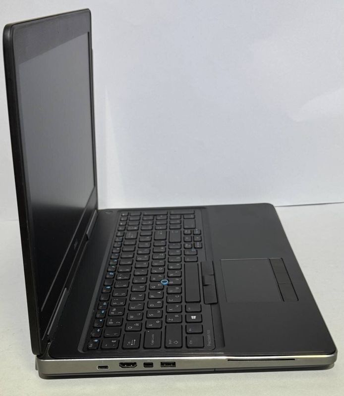 Мобільна робоча станція Dell Precision 7520 / 15,6" (1920x1080) IPS / Intel Core i7-7820HQ (4 (8) ядра по 2,9 - 3,9 ГГц) / 16 ГБ DDR4 / 512 ГБ SSD / nVidia Quadro M1200, 4 ГБ GDDR5, 128-біт / NoWebCam б/в - зображення 6