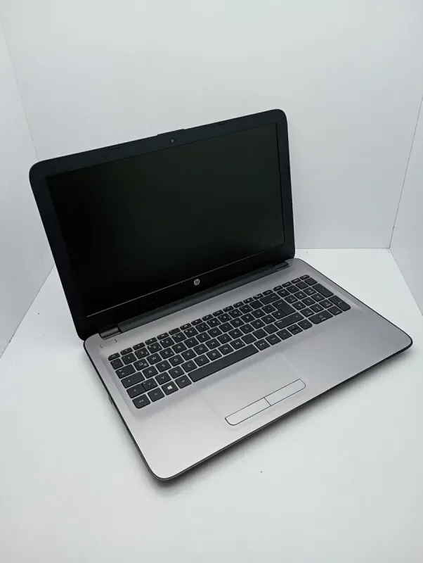 Ноутбук HP 250 G5 / 15.6" (1366x768) TN / Intel Celeron N3060 (2 ядра по 1.6 - 2.48 GHz) / 8 GB DDR3 / 120 GB SSD / HD Graphics 400 / WebCam б/в - зображення 3