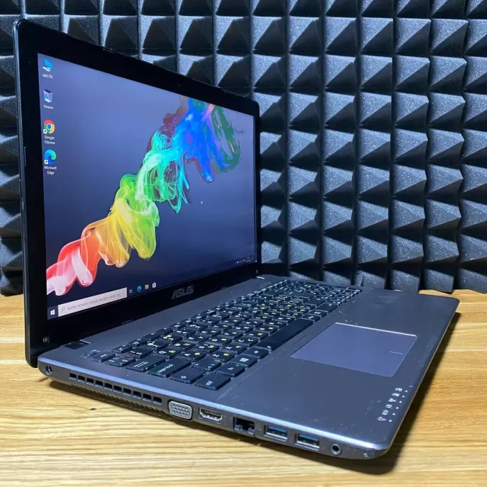 Ноутбук Б-клас Asus F550J / 15.6" (1920x1080) TN / Intel Core i5-4200H (2 (4) ядра по 2.8 - 3.4 GHz) / 12 GB DDR3 / 120 GB SSD / nVidia GeForce GTX 850M, 2 GB GDDR3, 128-bit / WebCam / DVD-ROM б/в - зображення 3