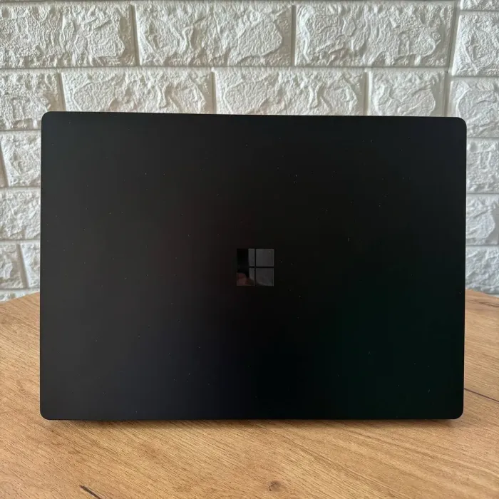 Ультрабук Microsoft Surface Laptop 3 / 15.0" (2496x1664) IPS Touch / Intel Core i7-1065G7 (4 (8) ядра по 1.3 - 3.9 GHz) / 16 GB DDR4 / 256 GB SSD / Intel Iris Plus Graphics / WebCam б/в - зображення 3