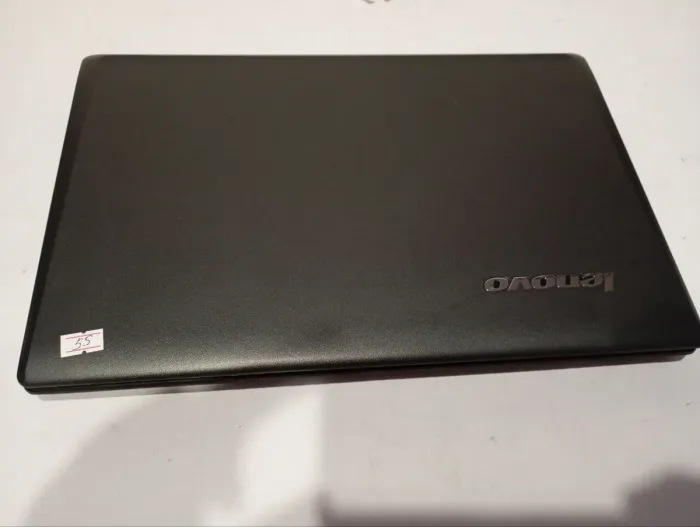 Ноутбук Б-клас Lenovo G560 / 15.6" (1366x768) TN / Intel Pentium P6200 (2 ядра по 2.13 GHz) / 8 GB DDR3 / 500 GB HDD / Intel HD Graphics / WebCam / АКБ не тримає б/в - зображення 4