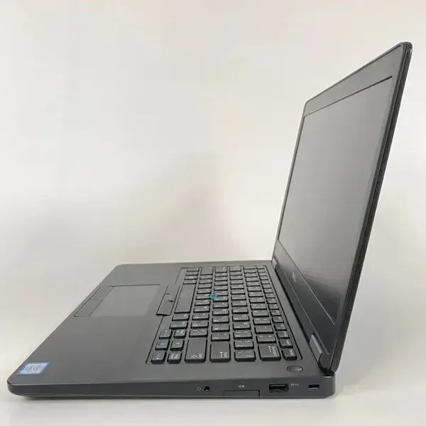 Ультрабук Б-клас Dell Latitude E5470 / 14" (1366x768) TN / Intel Core i5-6440HQ (4 ядра по 2.6 - 3.5 GHz) / 8 GB DDR4 / 256 GB SSD / Intel HD Graphics 530 / HDMI / VGA б/в - зображення 6
