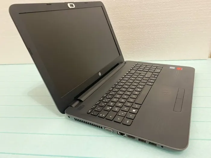 Ноутбук HP 250 G5 / 15.6" (1920x1080) TN / Intel Core i5-7200U (2 (4) ядра по 2.5 - 3.1 GHz) / 8 GB DDR4 / 256 GB SSD / AMD Radeon R5 M330, 2 GB DDR3, 64-bit / WebCam / DVD-RW / HDMI б/в - зображення 5