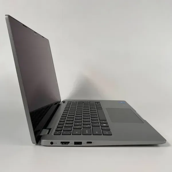 Ноутбук-трансформер Dell Latitude 3340 / 13.3" (1920x1080) IPS Touch / Intel Core i5-1335U (10 (12) ядер по 3.4 - 4.6 GHz) / 16 GB DDR5 / 512 GB SSD / Intel Iris Xe Graphics / WebCam / HDMI б/в - зображення 4