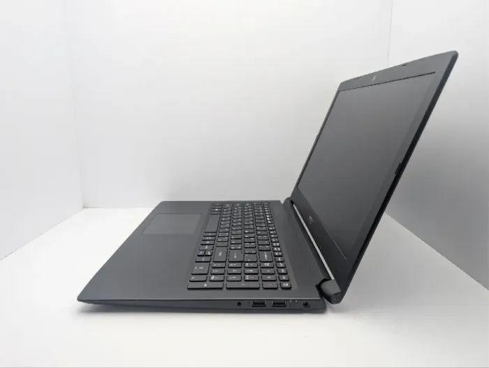 Ноутбук Acer Aspire 3 A315-33 / 15.6" (1366x768) TN / Intel Celeron N3060 (2 ядра по 1.6 - 2.48 GHz) / 8 GB DDR3 / 120 GB SSD / Intel Graphics / WebCam б/в - зображення 5