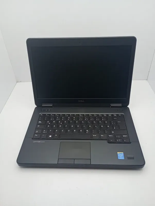Ноутбук Dell Latitude E5440 / 14" (1366x768) TN / Intel Core i5-4300U (2 (4) ядра по 1.9 - 2.9 GHz) / 8 GB DDR3 / 320 GB HDD / Intel HD Graphics 4400 / WebCam б/в - зображення 2