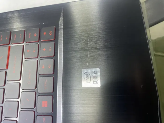Ігровий ноутбук Б-класу MSI GF63 Thin 11SC MS-16R6 / 15.6" (1920x1080) IPS / Intel Core i5-11400H (6 (12) ядер по 2,7 - 4,5 ГГц) / 16 ГБ DDR4 / 960 ГБ SSD / nVidia GeForce GTX 1650 Max-Q, 4 ГБ GDDR6, 128-біт / WebCam б/в - зображення 9