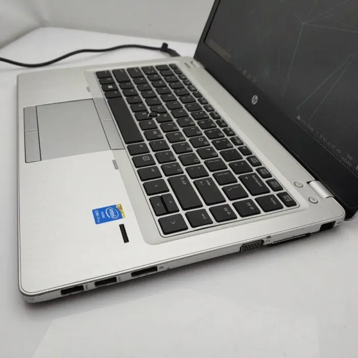 Ультрабук Б-клас HP EliteBook Folio 9480m / 14" TN / Core i7-4600U (2(4) ядра по 2.1-3.3GHz) / 8GB DDR3 / 256GB SSD / HD Graphics 4400 / WebCam / Win 10 Pro б/в - зображення 5