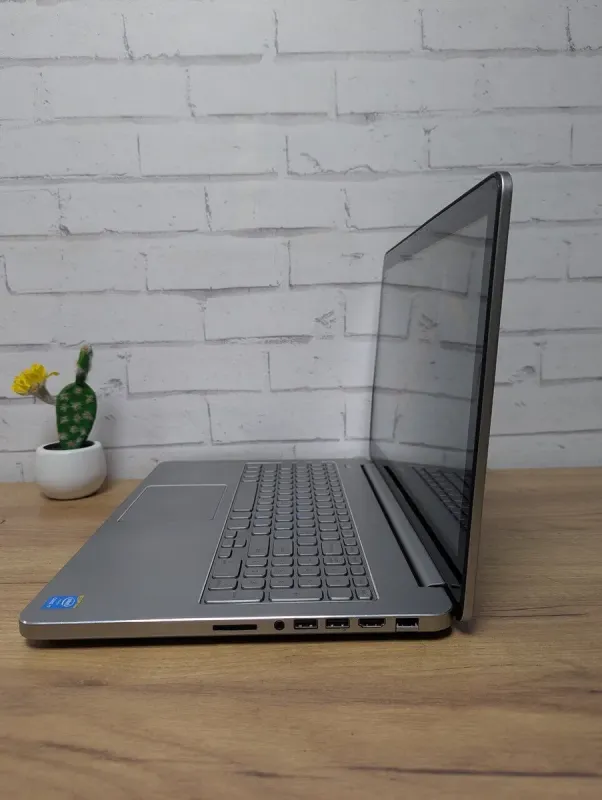 Ноутбук Б-клас Dell Inspiron 15 7537 / 15.6" (1920x1080) TN / Intel Core i7-4510U (2 (4) ядра по 2.0 - 3.1 GHz) / 8 GB DDR3 / 128 GB SSD / Intel HD Graphics 4400 / WebCam б/в - зображення 8
