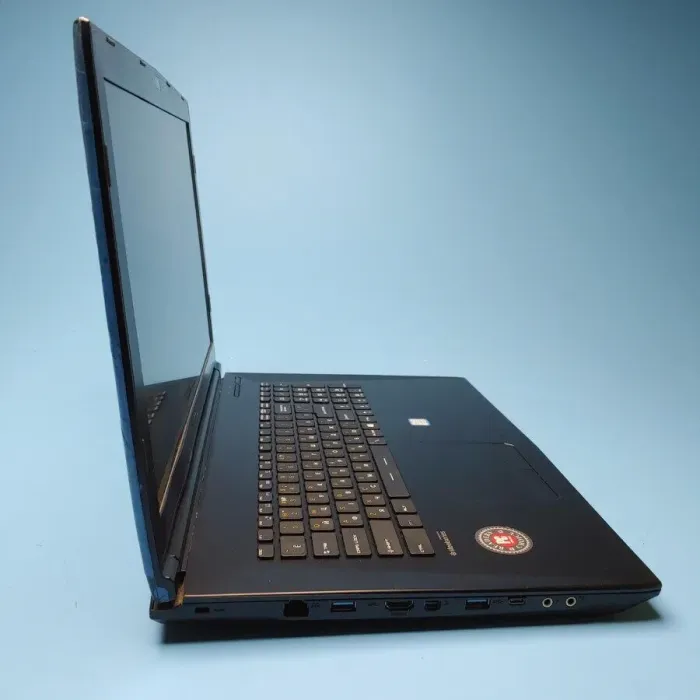 Ігровий ноутбук MSI GE72VR 7RF Apache Pro / 17.3" (1920x1080) TN / Intel Core i7-7700HQ (4 (8) ядра по 2.8 - 3.8 GHz) / 16 GB DDR4 / 512 GB SSD / nVidia GeForce GTX 1050, 2 GB GDDR5, 192-bit / WebCam / Win 10 Home б/в - зображення 3