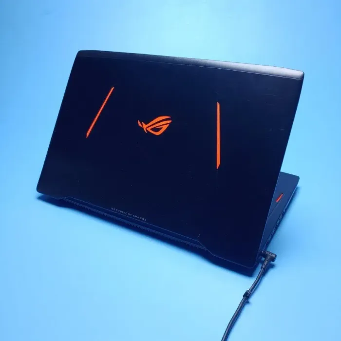Ігровий ноутбук Б-клас Asus ROG Strix GL702VM / 17.3" (1920x1080) IPS / Intel Core i7-6700HQ (4 (8) ядра по 2.6 - 3.5 GHz) / 16 GB DDR4 / 512 GB SSD + 2000 GB HDD / nVidia GeForce GTX 1060, 6 GB GDDR5, 192-bit / WebCam / Win 10 Home б/в - зображення 3