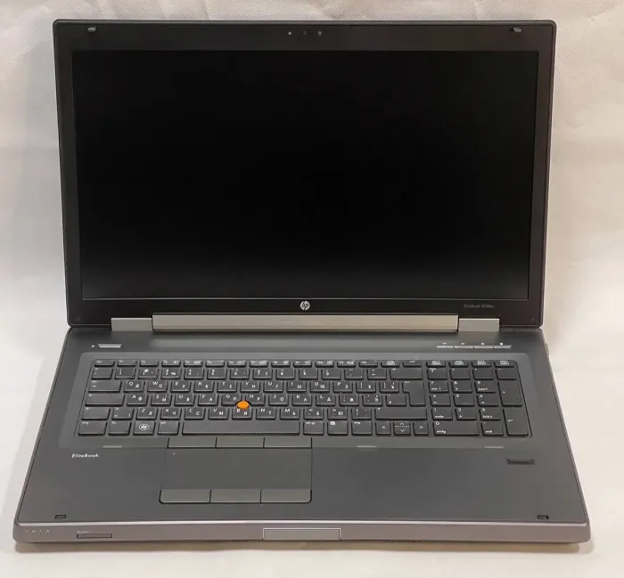 Мобільна робоча станція Б-клас HP EliteBook 8760w / 17.3" (1920x1080) TN / Intel Core i7-2620M (2 (4) ядра по 2.7 - 3.4 GHz) / 8 GB DDR3 / 120 GB SSD + 500 GB HDD / AMD FirePro M5950, 1 GB GDDR5, 128-bit / WebCam / DVD-ROM б/в - зображення 4