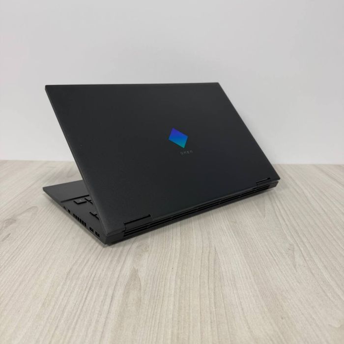 Ігровий ноутбук Б-класу HP Omen 15-en0044ur / 15,6" (1920x1080) IPS / AMD Ryzen 5 4500U (6 ядер по 2.3 - 4.0 GHz) / 16 GB DDR4 / 256 GB SSD NVMe / nVidia GeForce GTX 1650 Ti, 4 GB GDDR6, 128-bit / WebCam б/в - зображення 6
