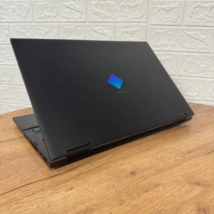 Ігровий ноутбук Б-клас HP Omen 15-ek1013dx / 15.6" (1920x1080) IPS / Intel Core i7-10750H (6 (12) ядер по 2.6 - 5.0 GHz) / 16 GB DDR4 / 1000 GB SSD / nVidia GeForce RTX 3070, 8 GB GDDR6, 256-bit / WebCam б/в - зображення 6