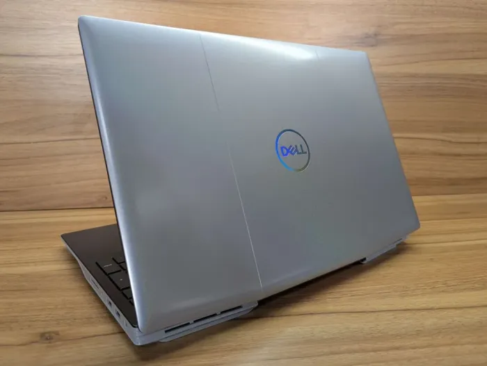 Ігровий ноутбук Dell G5 5505 / 15.6" (1920x1080) IPS / Ryzen 7 4800H (8 (16) ядер по 2.9 - 4.2 GHz) / 16 GB DDR4 / 512 GB SSD / AMD Radeon RX 5600M, 6 GB GDDR6, 192-bit / WebCam / HDMI / Windows 10 б/в - зображення 9