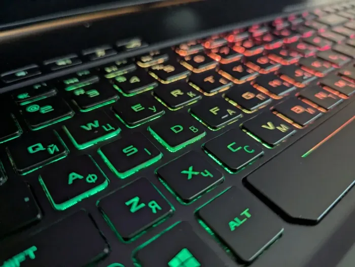 Ігровий ноутбук Asus ROG GU501GM / 15.6" (1920x1080) IPS / Intel Core i7-8750H (6 (12) ядер по 2,2 - 4,1 ГГц) / 32 ГБ DDR4 / 256 ГБ SSD + 1000 ГБ HDD / nVidia GeForce GTX 1060, 6 ГБ GDDR5, 192-біт / WebCam / Windows 10 б/в - зображення 8