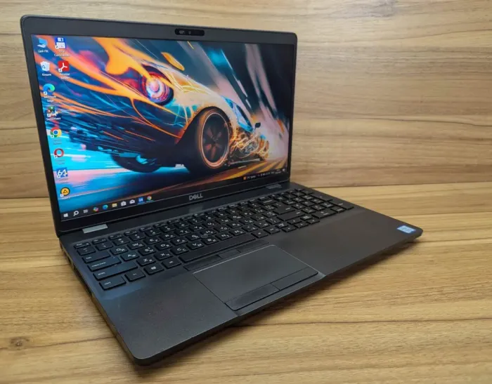 Ноутбук Dell Precision 3540 / 15.6" (1920x1080) IPS / Intel Core i5-8265U (4 (8) ядра по 1.6 - 3.9 GHz) / 16 GB DDR4 / 512 GB SSD / AMD Radeon Pro WX 2100, 2 GB GDDR5, 64-bit / WebCam / Windows 10 б/в - зображення 4