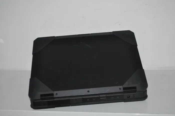 Захищений ноутбук Dell Latitude 5414 Rugged / 14" (1366x768) TN / Intel Core i3-6100U (2 (4) ядра по 2.3 GHz) / 8 GB DDR4 / 256 GB SSD / Intel HD Graphics 520 / WebCam / Windows 11 Pro б/в - зображення 11