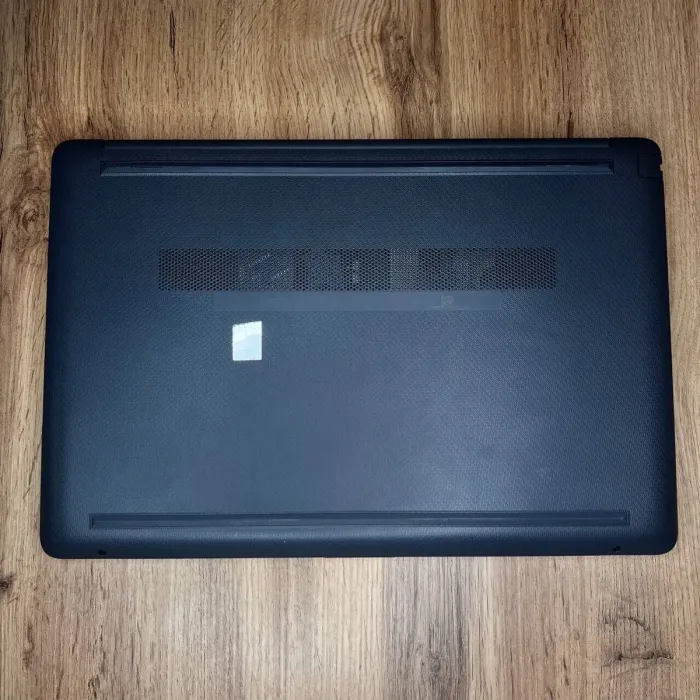 Ноутбук Б-клас HP 250 G9 (6F216EA) / 15.6" (1920x1080) IPS / Intel Core i5-1235U (10 (12) ядер по 3.3 - 4.4 GHz) / 16 GB DDR5 / 512 GB SSD / Intel Iris Xe Graphics / WebCam / HDMI б/в - зображення 11
