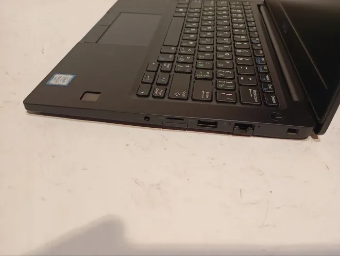 Нетбук Dell Latitude 7280 / 12.5" (1920x1080) IPS / Intel Core i5-6200U (2 (4) ядра по 2.3 - 2.8 GHz) / 8 GB DDR4 / 512 GB SSD / Intel HD Graphics 520 / WebCam б/в - зображення 6