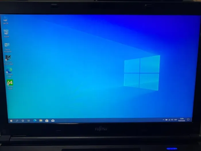 Мобільна робоча станція Б-клас Fujitsu Celsius H720 / 15.6" (1920x1080) TN / Intel Core i7-3720QM (4 (8) ядра по 2.6 - 3.6 GHz) / 16 GB DDR3 / 256 GB SSD / nVidia Quadro K1000M, 2 GB GDDR3, 128-bit / WebCam б/в - зображення 3
