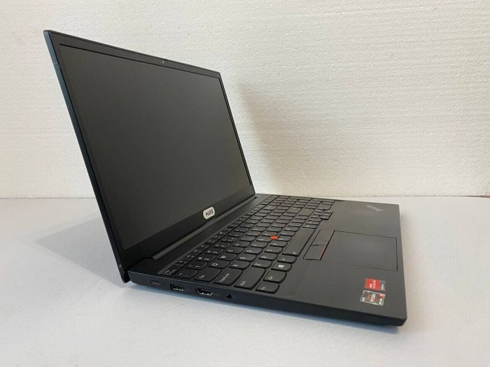 Ноутбук Б-клас Lenovo ThinkPad E15 Gen 2 / 15.6" (1920x1080) TN / AMD Ryzen 5 4500U (6 ядер по 2.3 - 4.0 GHz) / 16 GB DDR4 / 256 GB SSD M.2 / AMD Radeon Graphics / WebCam / HDMI б/в - зображення 6