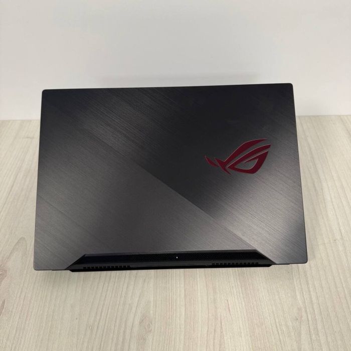 Ігровий ноутбук Asus ROG Zephyrus S15 GX502GW / 15.6" (1920x1080) IPS / Intel Core i7-9750H (6 (12) ядер по 2.6 - 4.5 GHz) / 16 GB DDR4 / 512 GB SSD M.2 / nVidia GeForce RTX 2070, 8 GB GDDR6, 256-bit / WebCam б/в - зображення 3