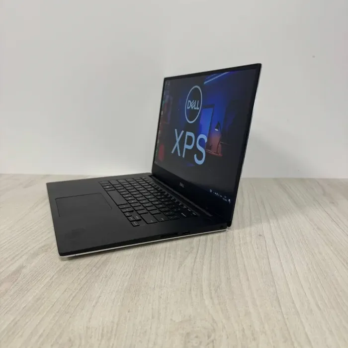 Ігровий ультрабук Б-класу Dell XPS 9570 / 15,6" (1920x1080) IPS / Intel Core i7-8750H (6 (12) ядра по 2,2 - 4,1 ГГц) / 8 ГБ DDR4 / 256 ГБ SSD / nVidia GeForce GTX 1050 Ti Max-Q, 4 ГБ GDDR5, 128-біт / WebCam б/в - изображение 5