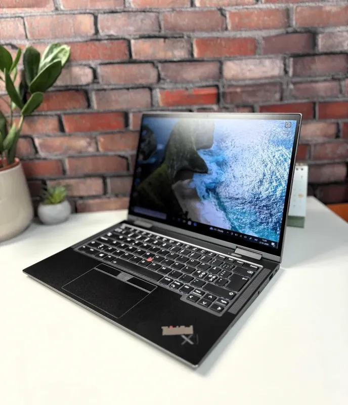 Ультрабук-трансформер Lenovo ThinkPad X1 Yoga Gen6 / 14" (1920x1080) IPS Touch / Intel Core i5-1145G7 (4 (8) ядра по 4.4 GHz) / 16 GB DDR4 / 256 GB SSD / Intel Iris Xe Graphics / WebCam / Стилус / Windows 10 Pro б/в - зображення 3