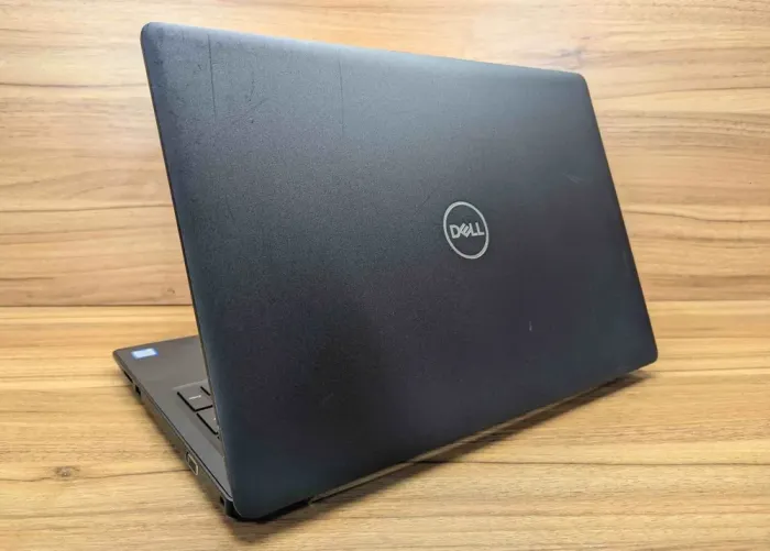 Ноутбук Dell Latitude 3590 / 15.6" (1920x1080) IPS / Intel Core i7-8550U (4 (8) ядра по 1.8 - 4.0 GHz) / 16 GB DDR4 / 480 GB SSD / AMD Radeon 530, 2 GB GDDR5, 64-bit / HDMI / WebCam / Windows 10 б/в - зображення 6