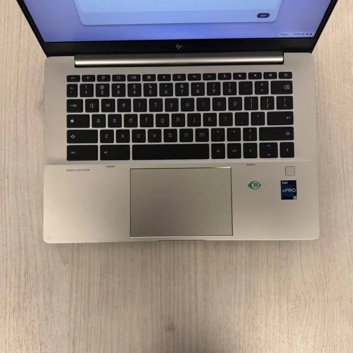 Ультрабук HP Elite c640 G3 Chromebook Enterprise / 14" (1536x864) IPS / Intel Core i7-1265U (10 (12) ядер по 3.6 - 4.8 GHz) / 16 GB DDR4 / 256 GB SSD / Intel UHD Graphics / WebCam / ChromeOS б/в - зображення 3