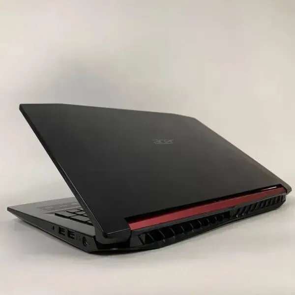 Ігровий ноутбук Acer Nitro 5 AN515-42 / 15.6" (1920x1080) IPS / AMD Ryzen 5-2500U (4 (8) ядра по 2.0 - 3.6 GHz) / 16 GB DDR4 / 512 GB SSD / AMD Radeon RX 560, 4 GB GDDR5, 128-bit / WebCam / HDMI б/в - изображение 8