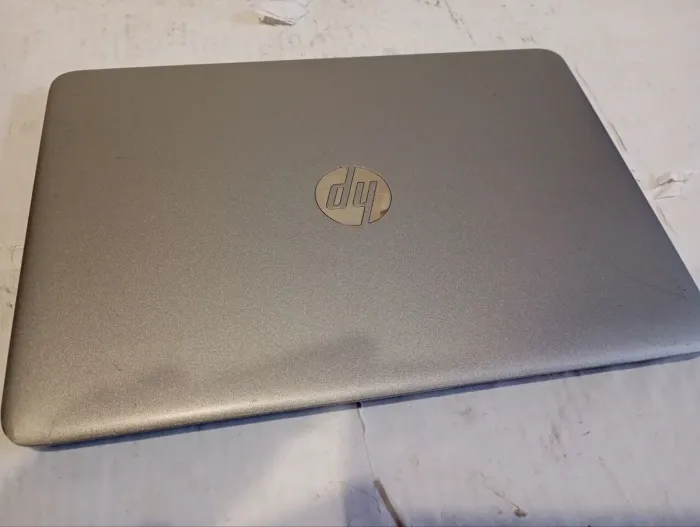 Ультрабук Б-клас HP EliteBook 840 G3 / 14" (1366x768) TN / Intel Core i7-6600U (2 (4) ядра по 2.6 - 3.4 GHz) / 8 GB DDR4 / 240 GB SSD / Intel HD Graphics 520 / WebCam б/в - зображення 6