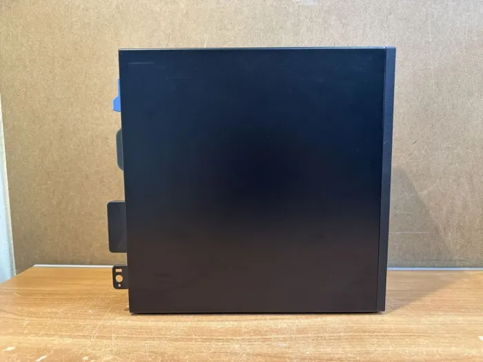 Комп'ютер Dell OptiPlex 7070 SFF / Intel Core i5-9500 (6 ядер по 3.0 - 4.4 GHz) / 8 GB DDR4 / no HDD / Intel UHD Graphics 630 / 200W / DisplayPort б/в - зображення 5