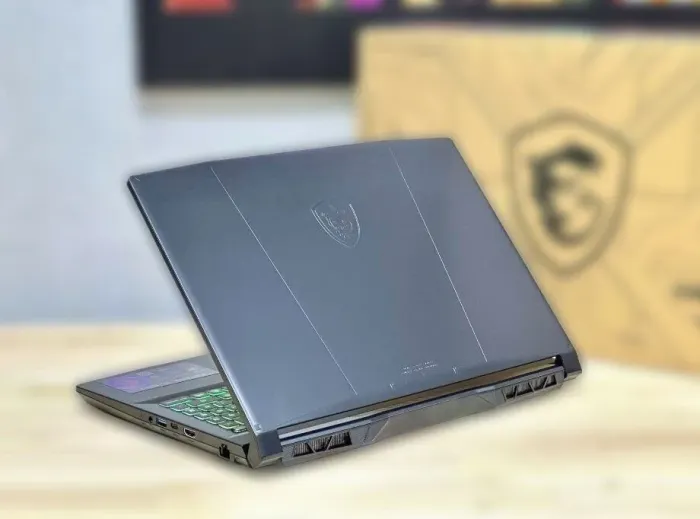 Ігровий ноутбук MSI Katana 15 B13V / 15.6" (1920x1080) IPS / Intel Core i7-13620H (10 (16) ядер по 3.6 - 4.9 GHz) / 16 GB DDR5 / 1000 GB SSD M.2 / nVidia GeForce RTX 4070, 8 GB GDDR6, 128-bit / WebCam б/в - зображення 6