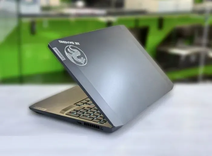 Ігровий ноутбук Lenovo Ideapad Gaming 3 15ARH05 / 15.6" (1920x1080) IPS / AMD Ryzen 5 4600H (6 (12) ядер по 3.0 - 4.0 GHz) / 16 GB DDR4 / 256 GB SSD M.2 + 1000 GB HDD / nVidia GeForce GTX 1650 Ti, 4GB GDDR6, 128-bit / WebCam / Win 11 б/в - зображення 5