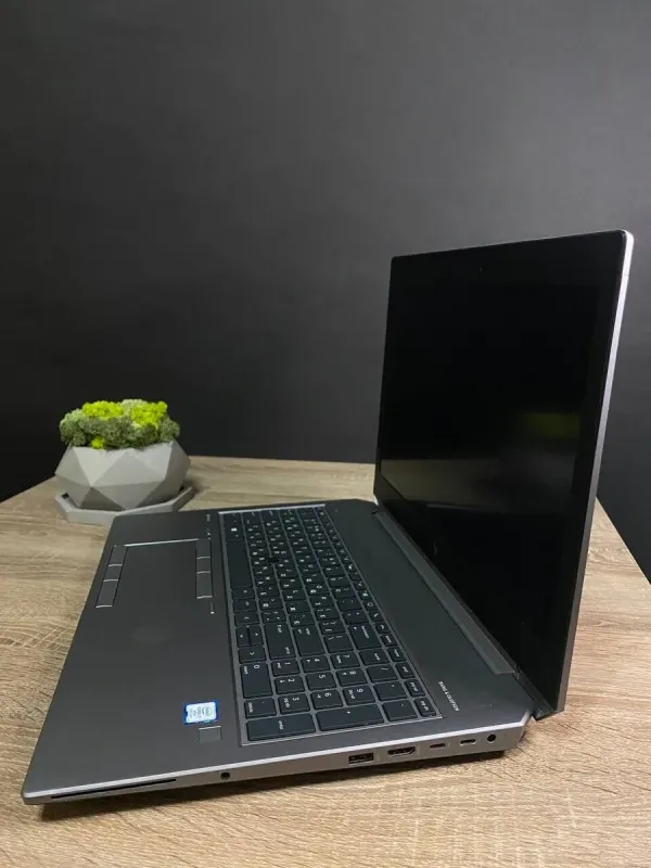 Мобільна робоча станція Б-клас HP ZBook 15 G5 / 15.6'' (1920x1080) IPS / Intel Core i7-8850H (6 (12) ядер по 2.6 - 3.4 GHz) / 16 GB DDR4 / 256 GB SSD M.2 / nVidia Quadro P1000, 4 GB GDDR5, 128-bit / WebCam / Win 10 б/в - зображення 5
