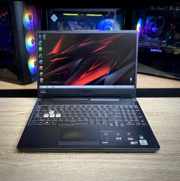 Ігровий ноутбук Asus TUF Gaming F15 / 15.6" (1920x1080) IPS / Intel Core i5-10300H (4 (8) ядра по 2.5 - 4.5 GHz) / 16 GB DDR4 / 512 GB SSD / nVidia GeForce GTX 1650 Ti, 4 GB GDDR6, 128-bit / WebCam б/в - зображення 2