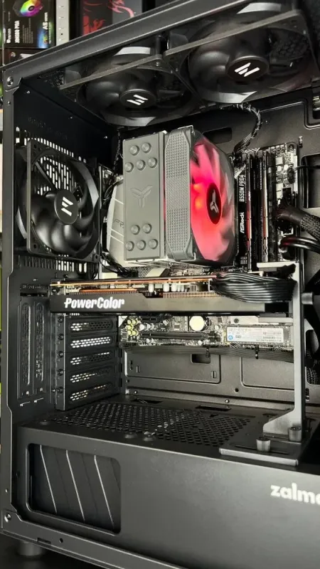 Збірка під замовлення: ігровий ПК Zalman i4 Black Tower / AMD Ryzen 7 5700X (8 (16) ядер по 3.4 - 4.6 GHz) / 16 GB DDR4 / 500 GB SSD M.2 + 2000 GB SSD M.2 / AMD Radeon RX 5700 XT, 8 GB GDDR6, 256-bit / 650W б/в - зображення 3