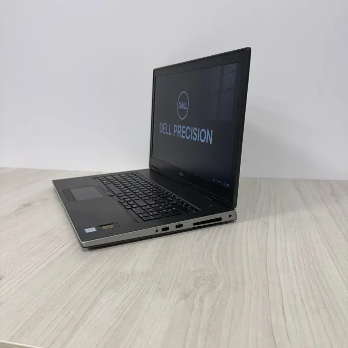 Мобільна робоча станція Dell Precision 7740 / 17,3" (1920x1080) IPS / Intel Core i5-9400H (4 (8) ядра по 2,5 - 4,3 ГГц) / 32 ГБ DDR4 / 512 ГБ SSD NVMe / nVidia Quadro RTX 3000, 6 ГБ GDDR6, 192-біт б/в - зображення 5