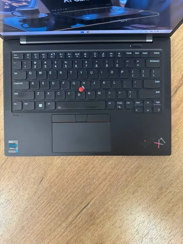 Ультрабук Б-клас Lenovo ThinkPad X1 Carbon Gen 9 / 14" (1920x1200) IPS / Intel Core i7-1185G7 (4 (8) ядра по 3.0 - 4.8 GHz) / 16 GB DDR4 / 512 GB SSD / Intel Iris Xe Graphics / WebCam б/в - зображення 7