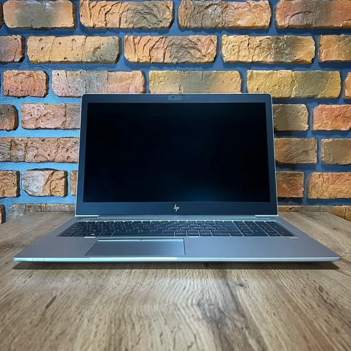 Ноутбук Б-клас HP EliteBook 755 G5 / 15.6" (1920x1080) IPS / AMD Ryzen 3 Pro 2300U (4 ядра по 2.0 - 3.4 GHz) / 8 GB DDR4 / 256 GB SSD / AMD Radeon Vega 6 Graphics / WebCam / HDMI б/в - зображення 2